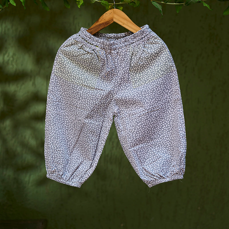 unisex-kids-pants-in-grey-hand-block-print-cotton- fabric-from-jaipur-artisan-made