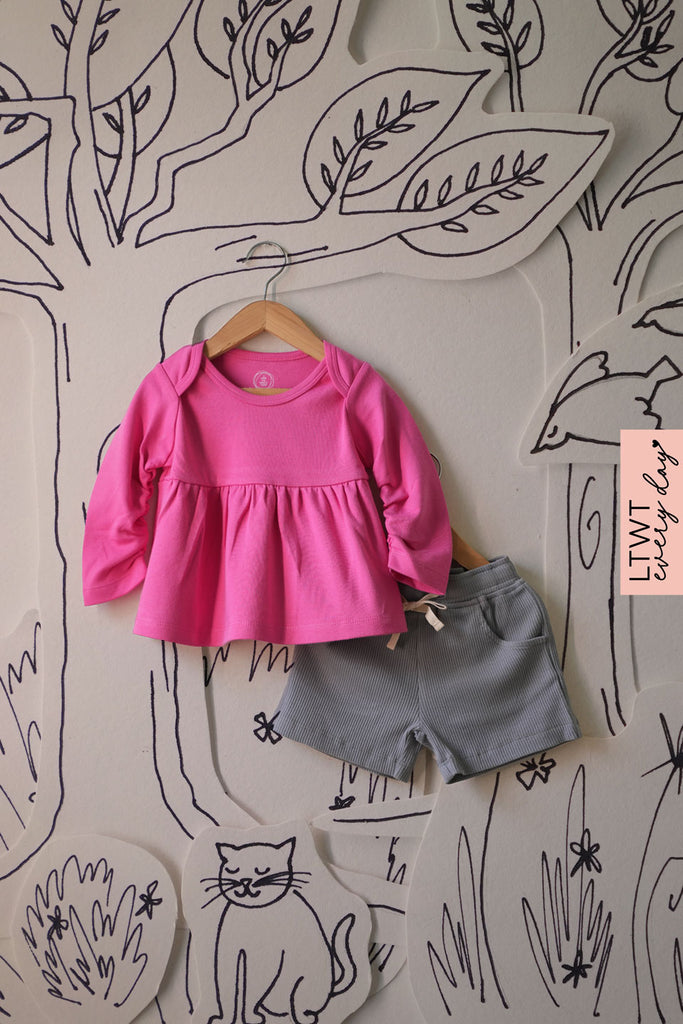 Girls-top-shorts-set-bright-pink-grey