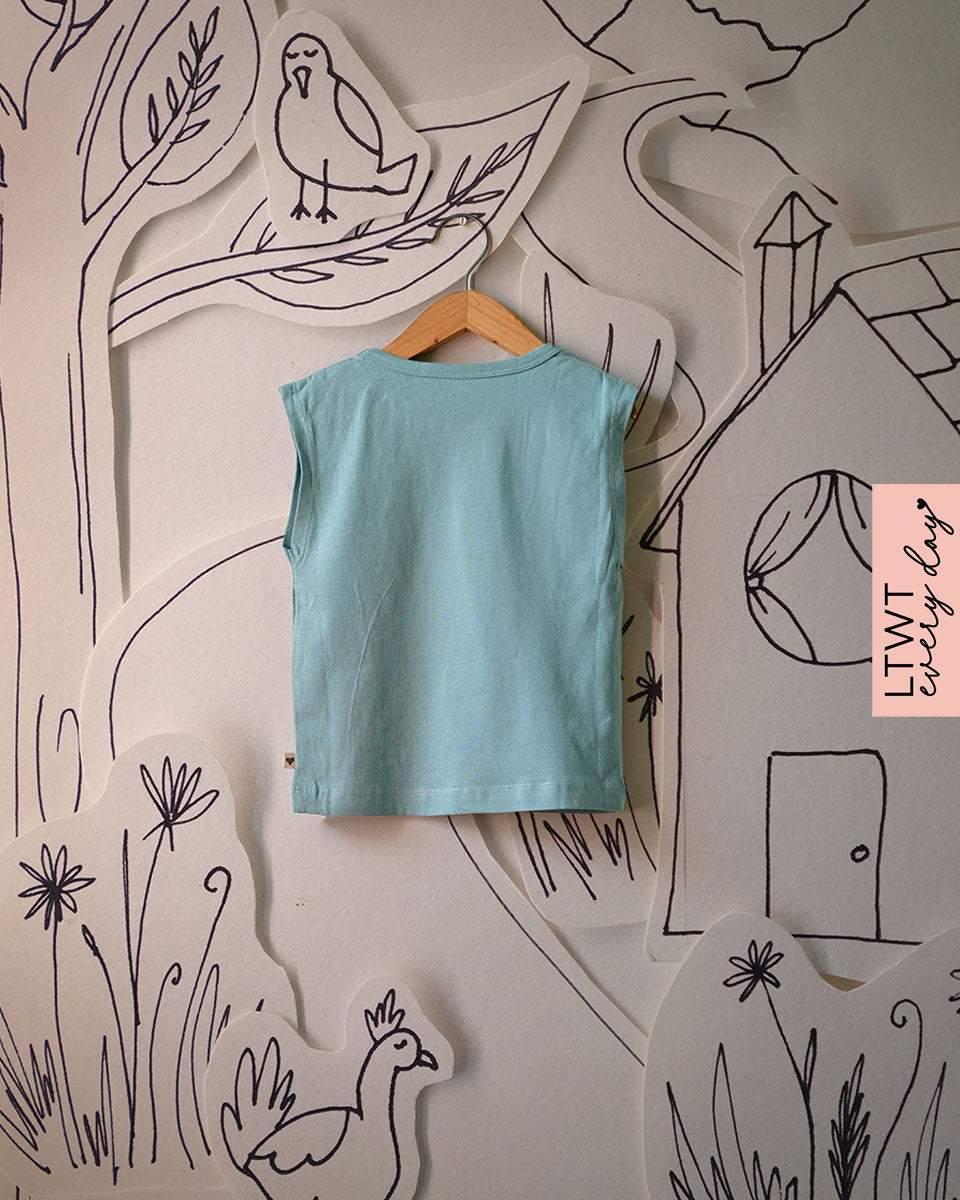 Girls-boys-tee-in-sea-green