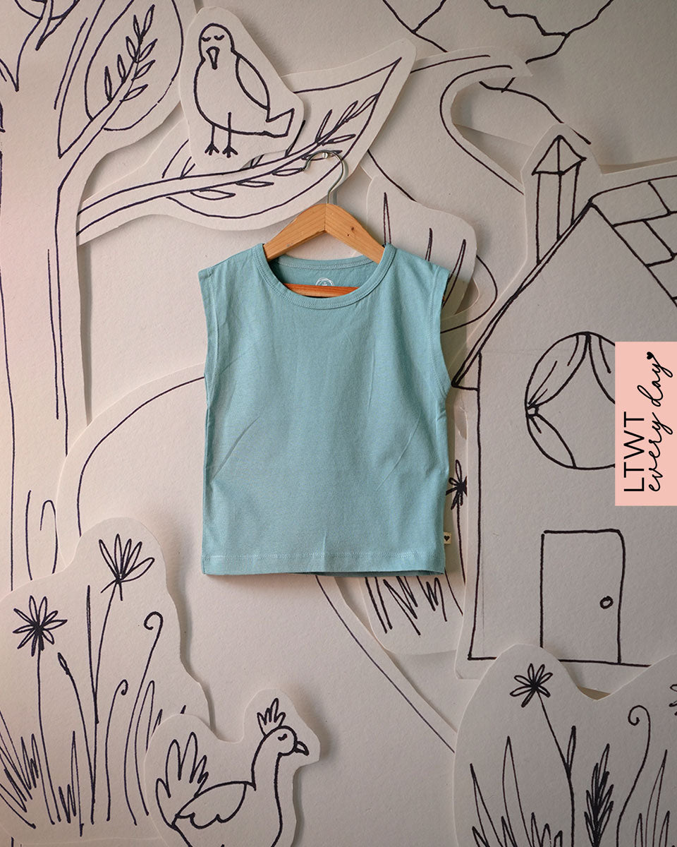 Girls-boys-tee-in-sea-green