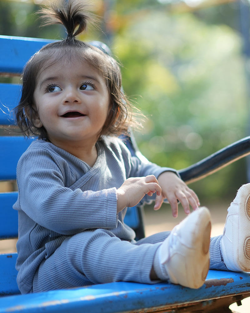 girls-boys-infant-onesie-pants-set-in-grey-stripes