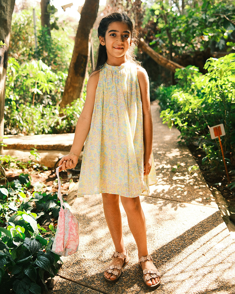 Kin dress in lemon butterfly