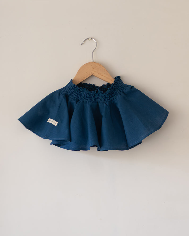 Round and round twirl skirt in blue