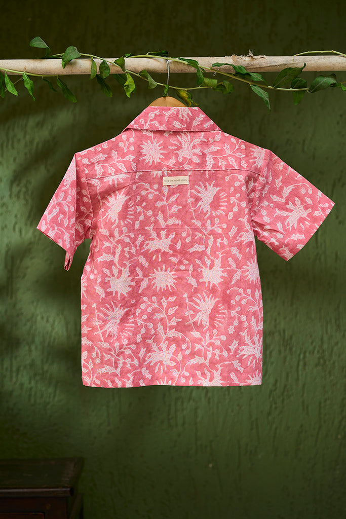 unisex-kids-half-sleeve-casual-holiday-shirt-with-pink-floral-handblock-print-in-soft-and-breathable-cotton