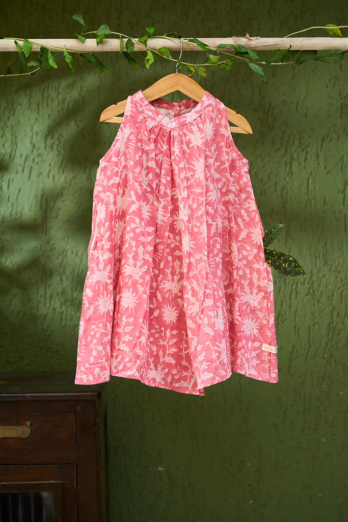 halter-neck-summer-dress-in-pink-floral-handblock-print-for-girls