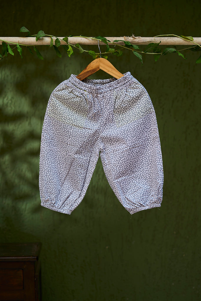unisex-kids-pants-in-grey-hand-block-print-cotton- fabric-from-jaipur-artisan-made