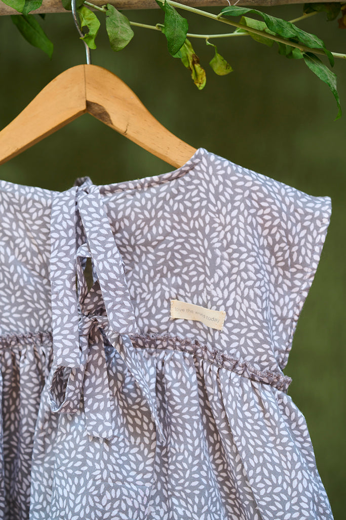 baby-girls-party-wear-frock-dress-in-grey-hand-block-print-back-tie-up-detail